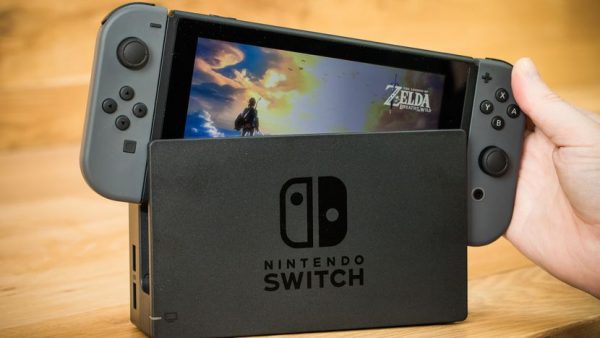 Nintendo активно продает Switch, но этого все равно мало