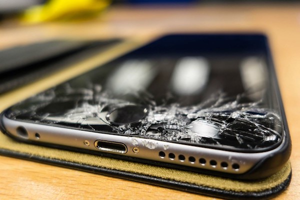Почему iPhone 8 – бесстыжий развод на деньги