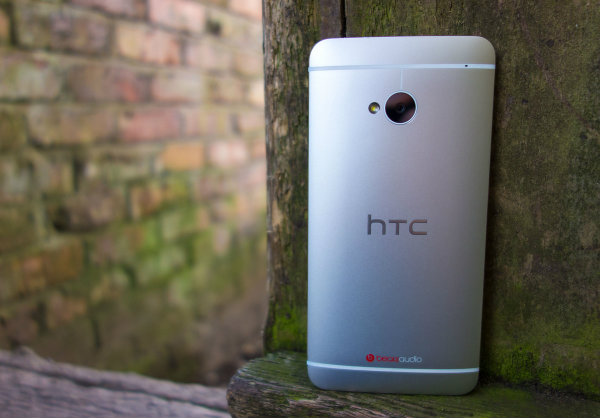 7 легендарных смартфонов HTC: от гениального HD2 до финального Pixel