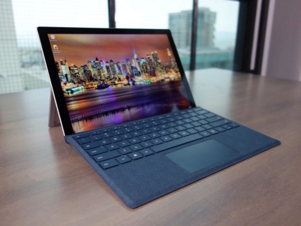 Выход Surface Pro LTE откладывается на 2018 год