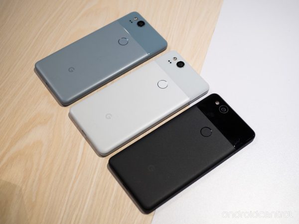 Чтобы решить одну из проблем Google Pixel 2, нужно подуть в микрофон