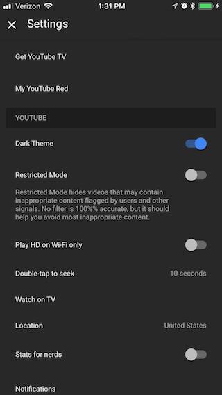 Как включить темную тему в приложении YouTube на iOS