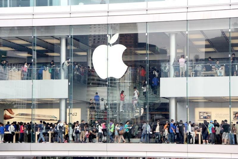 Сотрудники Apple Store в Гонг Конге отравились дымом с батареи iPhone