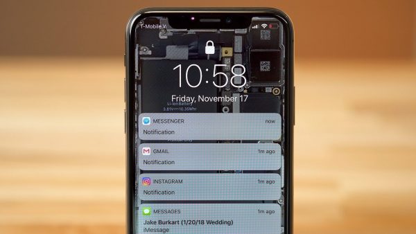 Ошибка в iOS позволяет Siri читать скрытые сообщения на заблокированном экране iPhone
