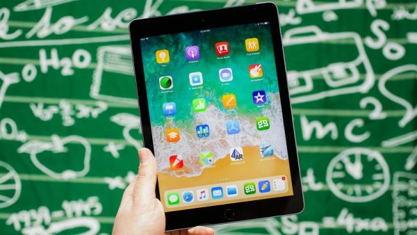 Пять полезных аксессуаров для iPad 2018