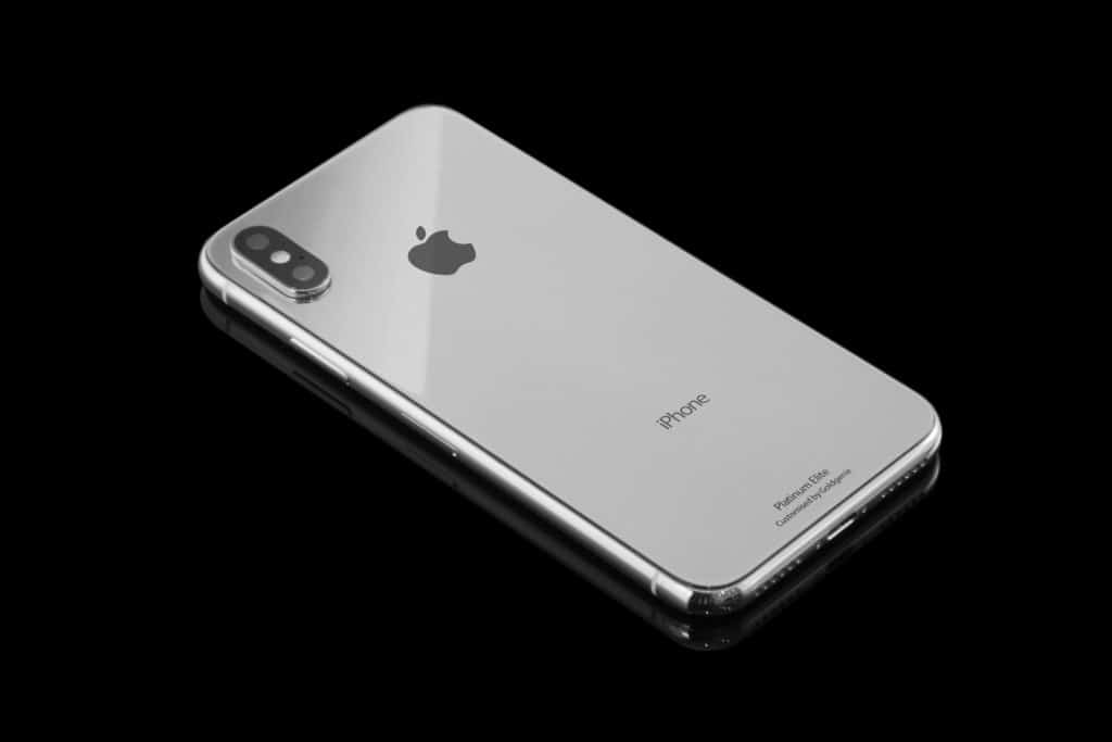 У всех друзей iPhone X – вот как выделиться