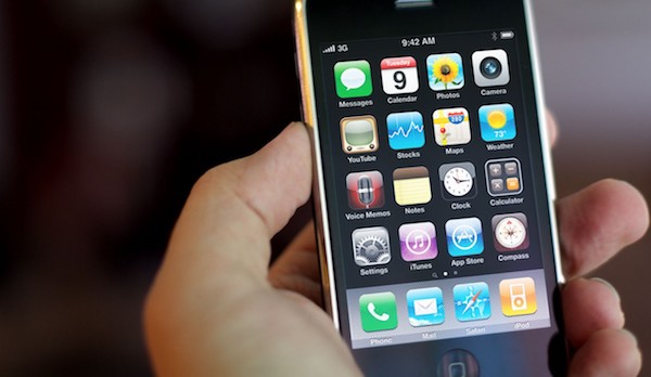 Apple придется выпускать смартфоны чаще. Невыход iPhone SE2 – ошибка