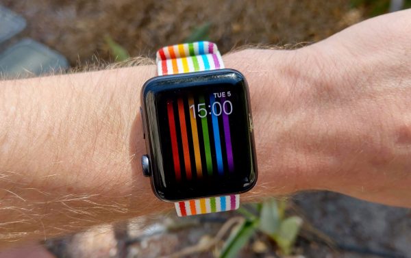 ЛГБТ-циферблат в watchOS доступен во всем мире, кроме России