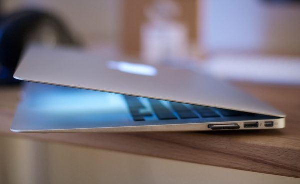 Новый ультратонкий MacBook выйдет в этом году